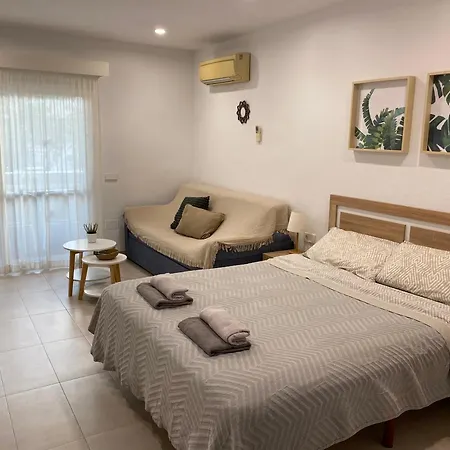 Benal Estudio Playa Apartamento
